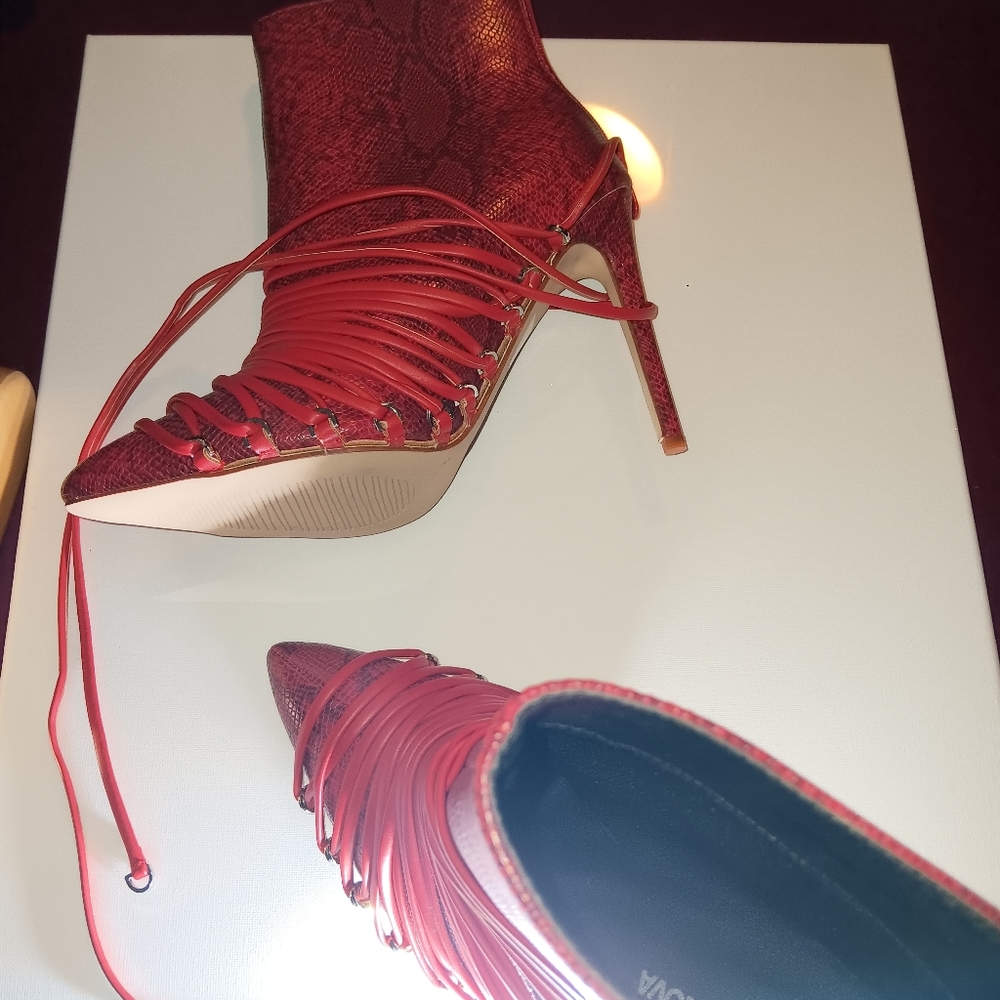 Ankle booties - Picture 3 of 5